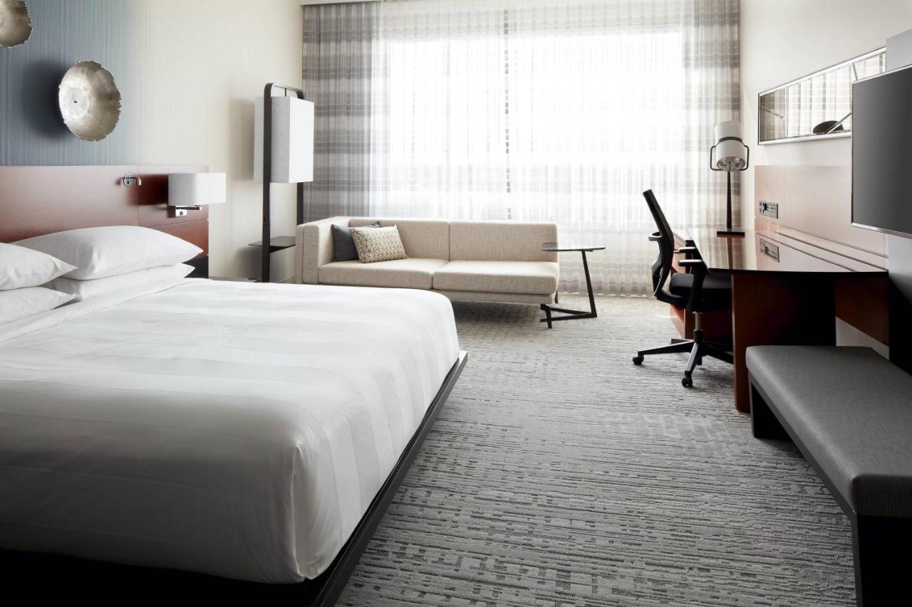 มอนทรีออล แอร์พอร์ต แมริออท อิน - เทอร์มินอล โฮเต็ล Hotel ดอร์วาล ภายนอก รูปภาพ