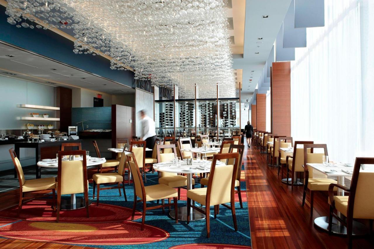 มอนทรีออล แอร์พอร์ต แมริออท อิน - เทอร์มินอล โฮเต็ล Hotel ดอร์วาล ภายนอก รูปภาพ