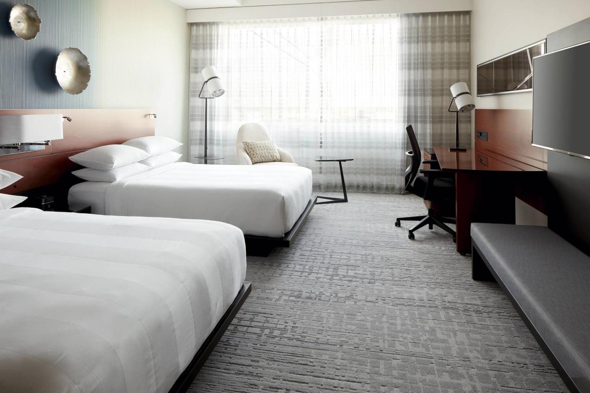 มอนทรีออล แอร์พอร์ต แมริออท อิน - เทอร์มินอล โฮเต็ล Hotel ดอร์วาล ภายนอก รูปภาพ