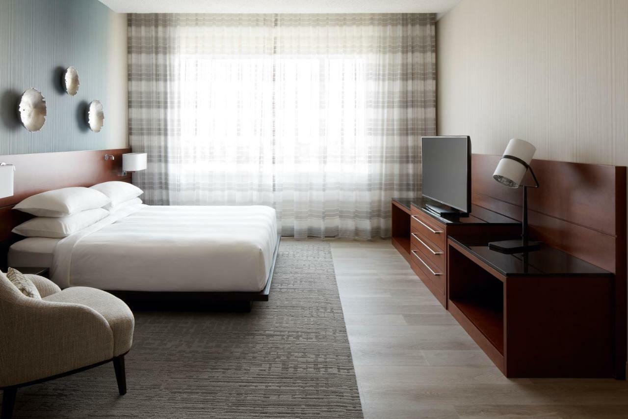 มอนทรีออล แอร์พอร์ต แมริออท อิน - เทอร์มินอล โฮเต็ล Hotel ดอร์วาล ภายนอก รูปภาพ